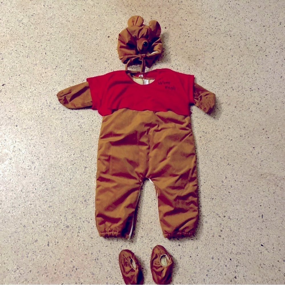 Winnie the Pooh Kids plush Costume Sz 12-18M Plush Head Piece Matching Slippers